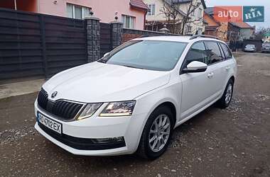 Универсал Skoda Octavia 2017 в Тячеве
