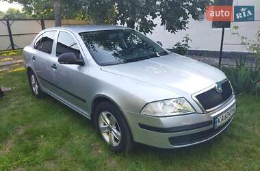 Ліфтбек Skoda Octavia 2012 в Каневі