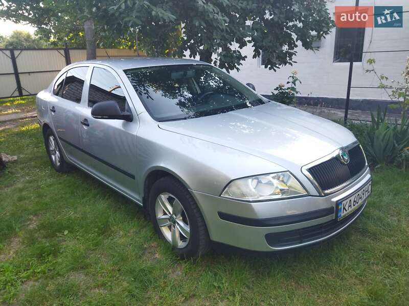 Ліфтбек Skoda Octavia 2012 в Каневі