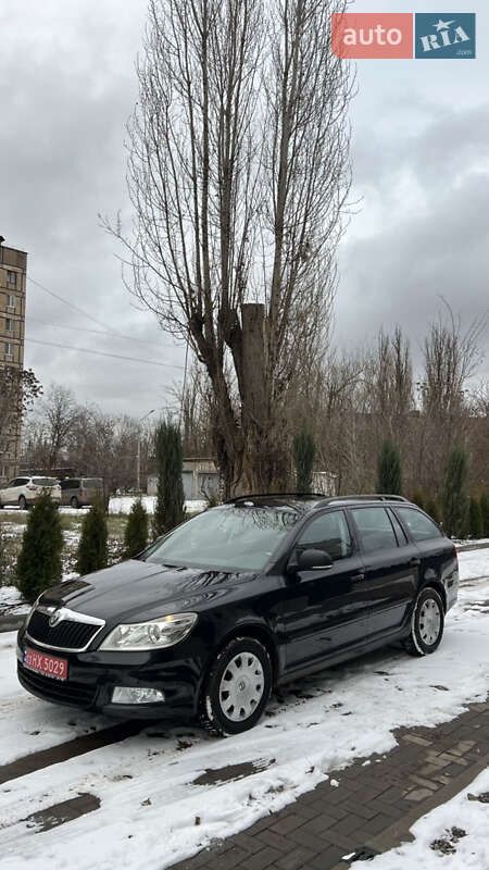 Универсал Skoda Octavia 2010 в Кривом Роге