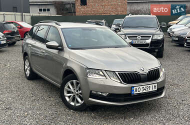 Универсал Skoda Octavia 2017 в Мукачево