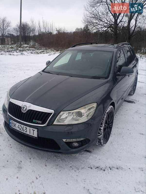 Універсал Skoda Octavia 2010 в Дубні