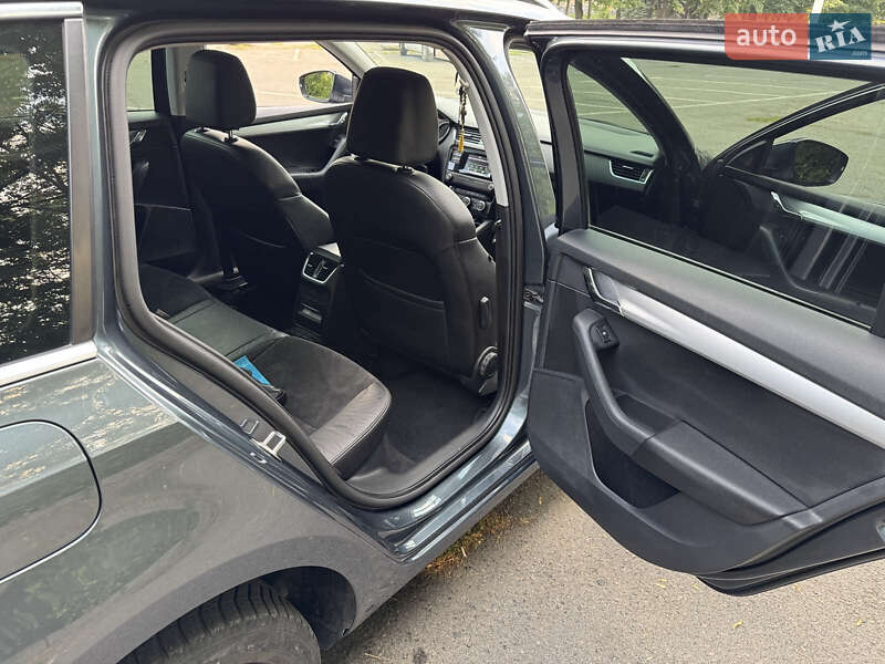 Універсал Skoda Octavia 2016 в Софіївській Борщагівці