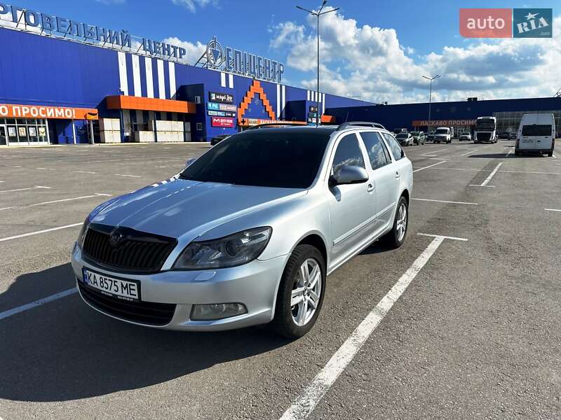 Універсал Skoda Octavia 2011 в Запоріжжі