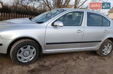 Лифтбек Skoda Octavia 2005 в Вараше