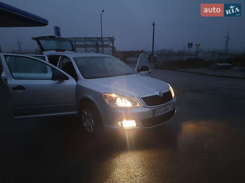 Универсал Skoda Octavia 2009 в Шепетовке
