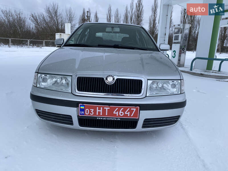 Лифтбек Skoda Octavia 2005 в Ахтырке