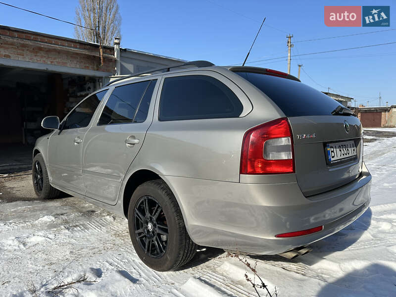 Универсал Skoda Octavia 2009 в Полтаве