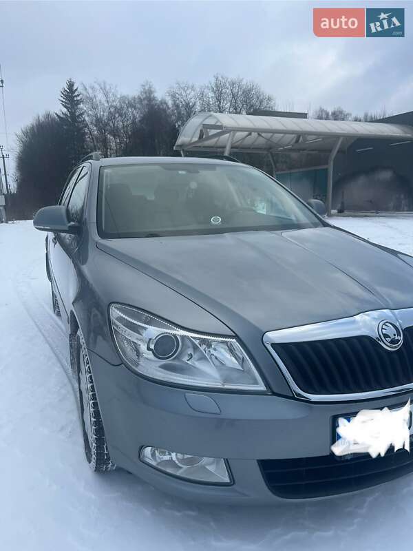 Універсал Skoda Octavia 2011 в Шепетівці
