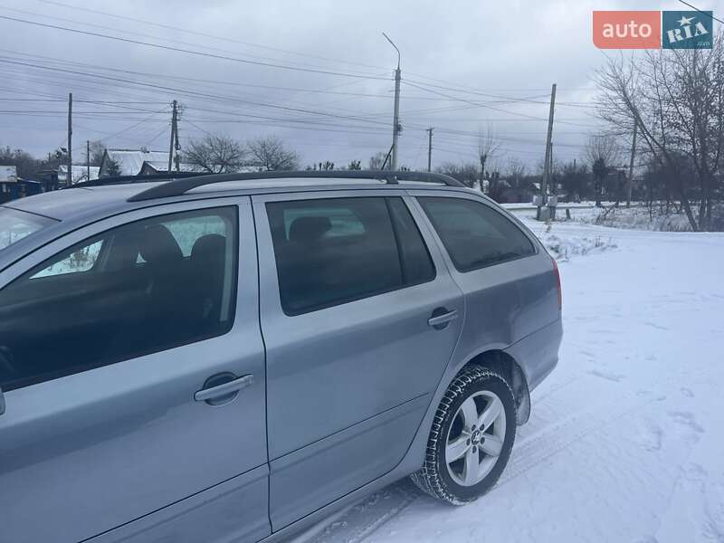 Універсал Skoda Octavia 2011 в Шепетівці