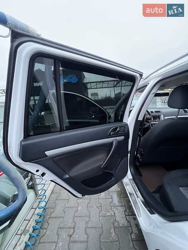 Універсал Skoda Octavia 2012 в Хмельницькому