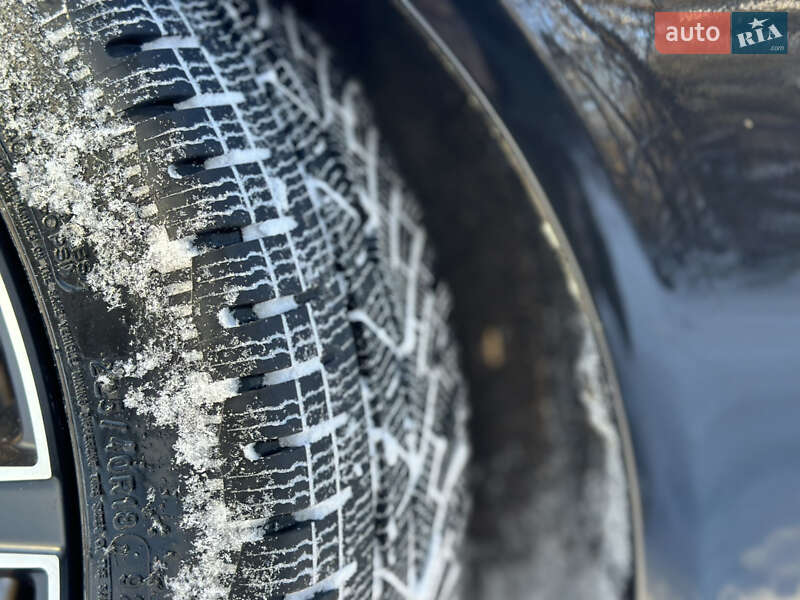 Универсал Skoda Octavia 2011 в Коростене