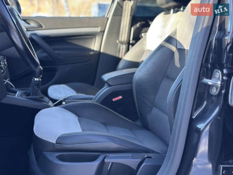 Универсал Skoda Octavia 2011 в Коростене