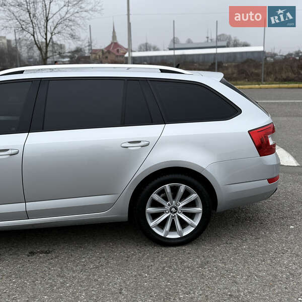 Універсал Skoda Octavia 2016 в Чернівцях