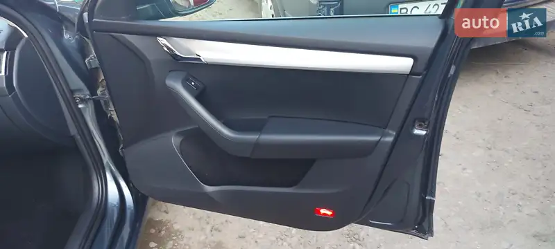 Skoda Octavia 2016 VIN TMB1JCNE8G0236462 фото оголошення 15 з 76