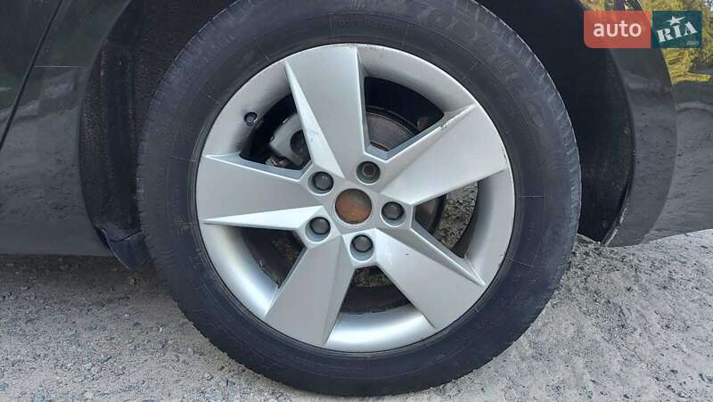 Универсал Skoda Octavia 2014 в Бердичеве