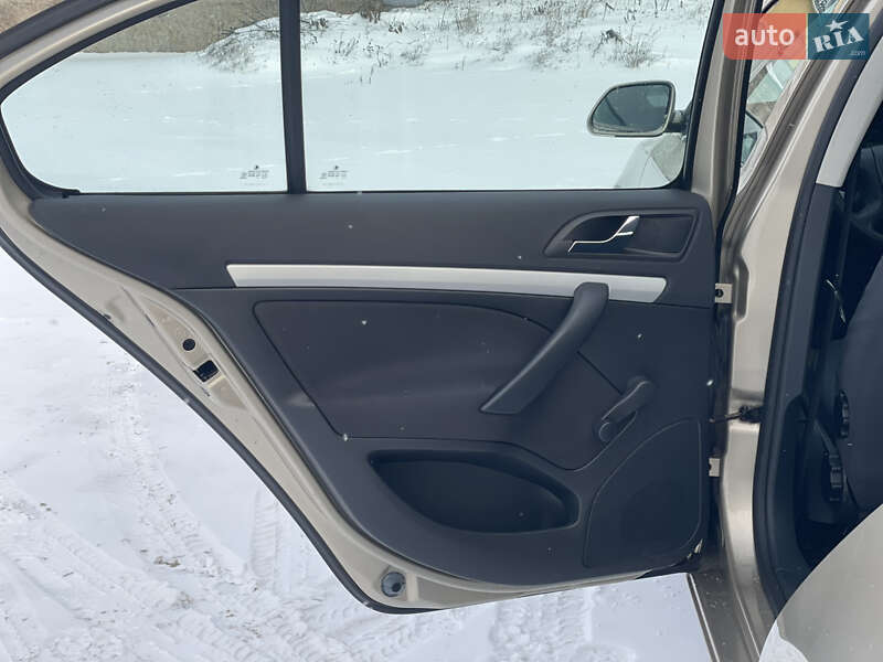 Лифтбек Skoda Octavia 2006 в Виннице фото 35 Лифтбек Skoda Octavia 2006 в Виннице