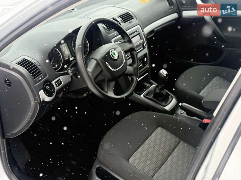 Універсал Skoda Octavia 2012 в Сарнах фото 24 Універсал Skoda Octavia 2012 в Сарнах