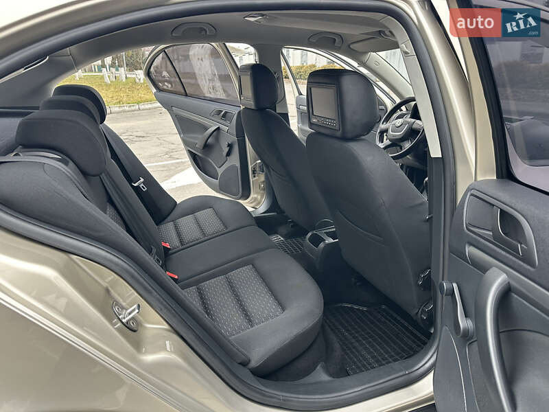 Лифтбек Skoda Octavia 2009 в Виннице