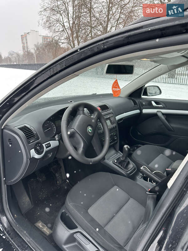 Універсал Skoda Octavia 2007 в Чернігові