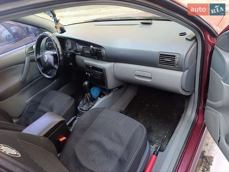 Лифтбек Skoda Octavia 1998 в Виннице