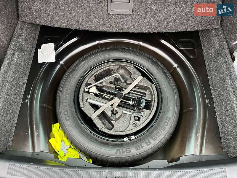 Универсал Skoda Octavia 2013 в Комарному