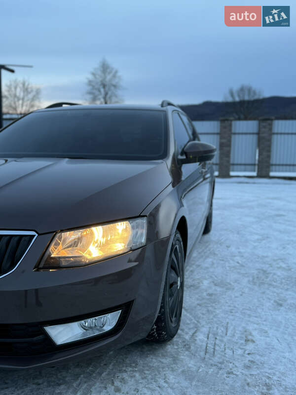 Универсал Skoda Octavia 2014 в Ивано-Франковске