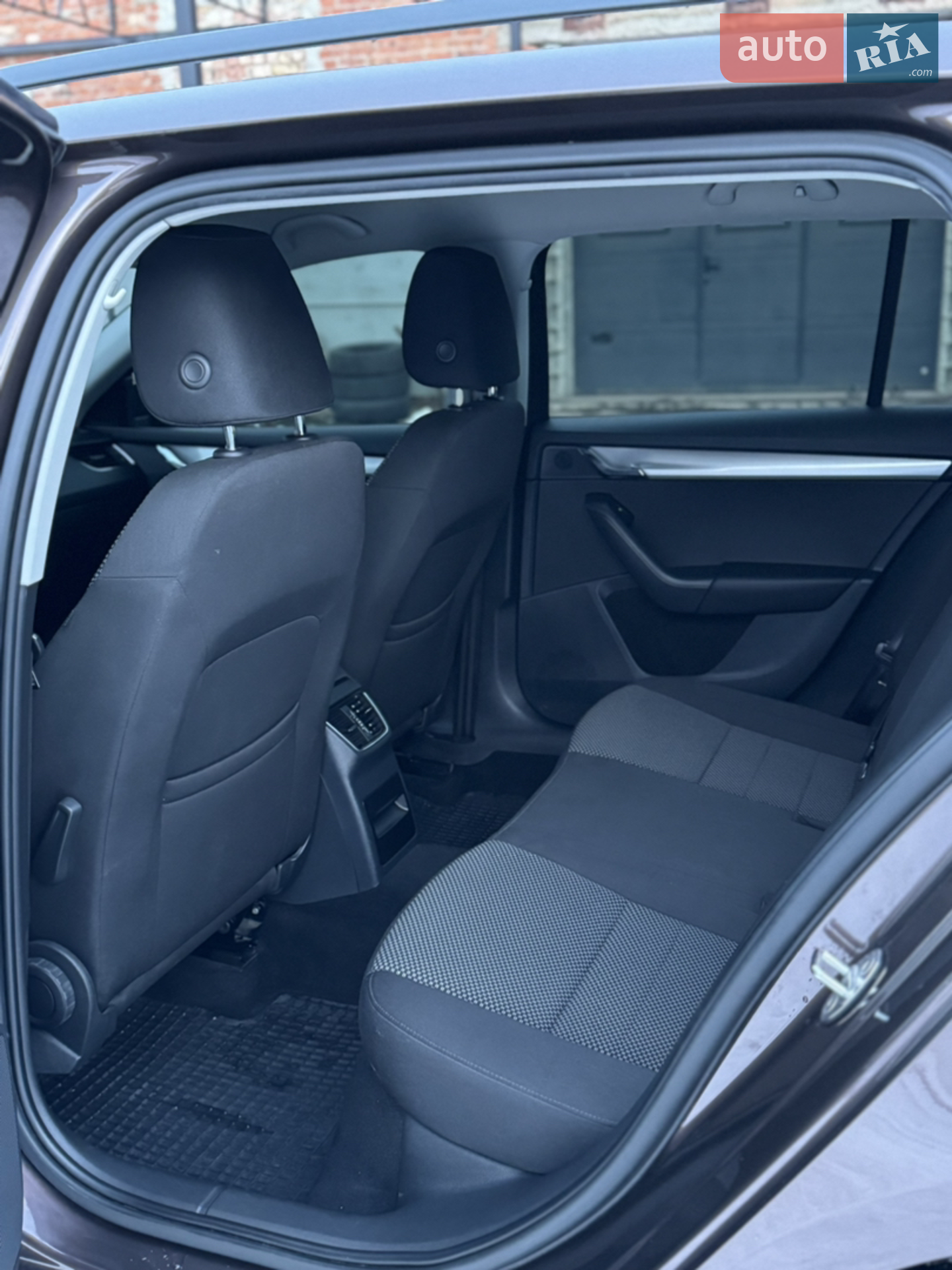 2014 Skoda Octavia - мініатюра 10