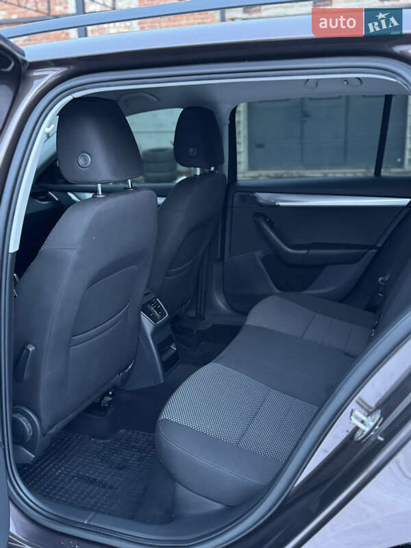 Универсал Skoda Octavia 2014 в Ивано-Франковске