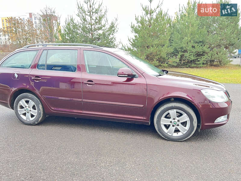 Универсал Skoda Octavia 2011 в Ковеле
