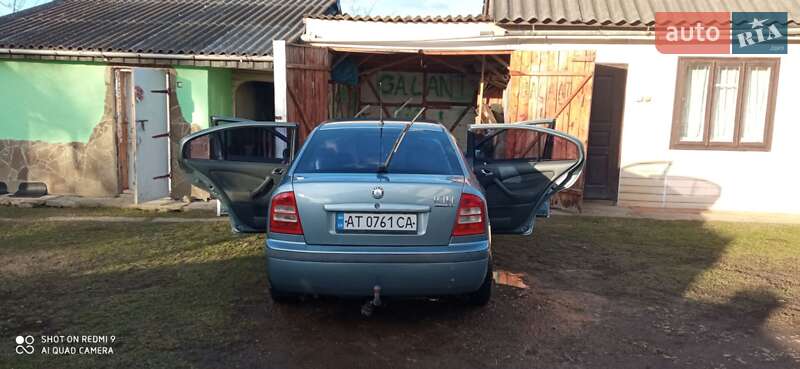 Ліфтбек Skoda Octavia 2003 в Долині