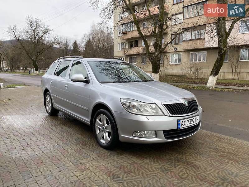 Універсал Skoda Octavia 2011 в Сваляві фото 7 Універсал Skoda Octavia 2011 в Сваляві