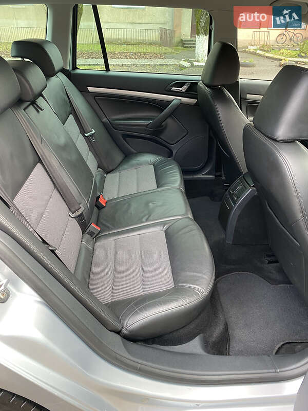 Універсал Skoda Octavia 2011 в Сваляві фото 21 Універсал Skoda Octavia 2011 в Сваляві