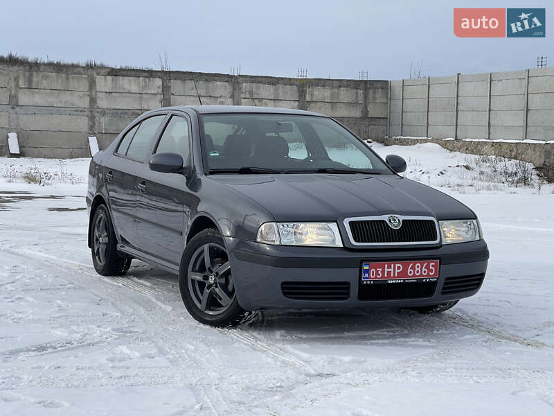 Лифтбек Skoda Octavia 2010 в Виннице