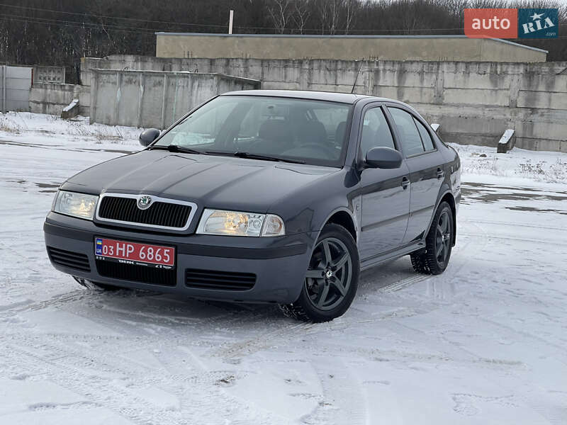 Лифтбек Skoda Octavia 2010 в Виннице