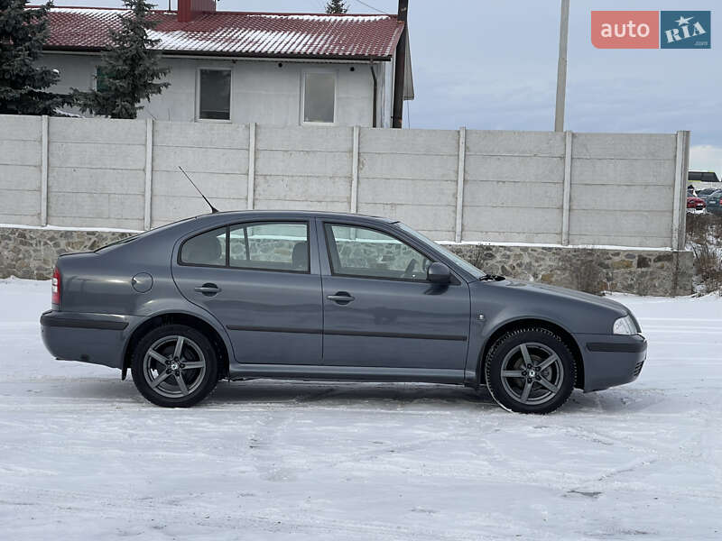 Лифтбек Skoda Octavia 2010 в Виннице