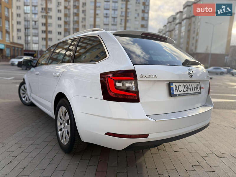 Универсал Skoda Octavia 2019 в Киеве фото 7 Универсал Skoda Octavia 2019 в Киеве