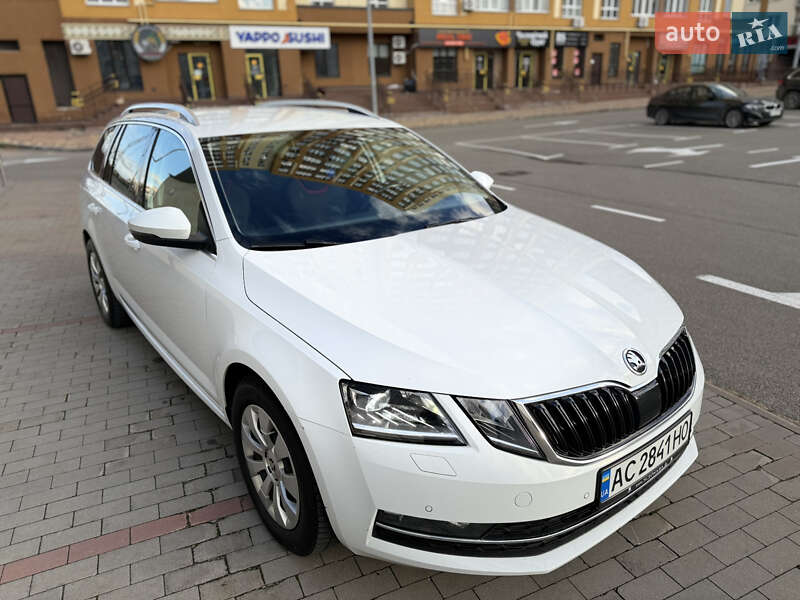 Универсал Skoda Octavia 2019 в Киеве фото 32 Универсал Skoda Octavia 2019 в Киеве