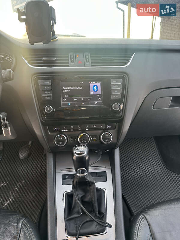 Лифтбек Skoda Octavia 2014 в Киеве фото 7 Лифтбек Skoda Octavia 2014 в Киеве