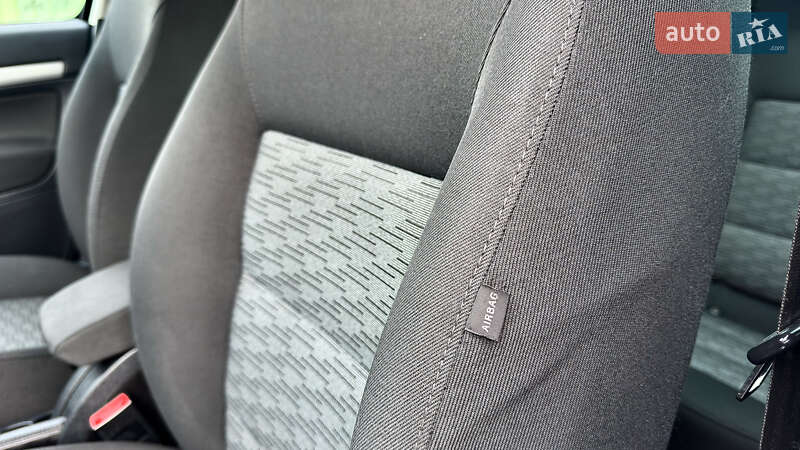 Универсал Skoda Octavia 2013 в Хороле