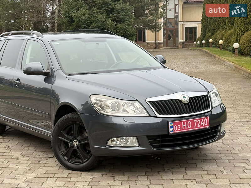 Універсал Skoda Octavia 2011 в Сарнах