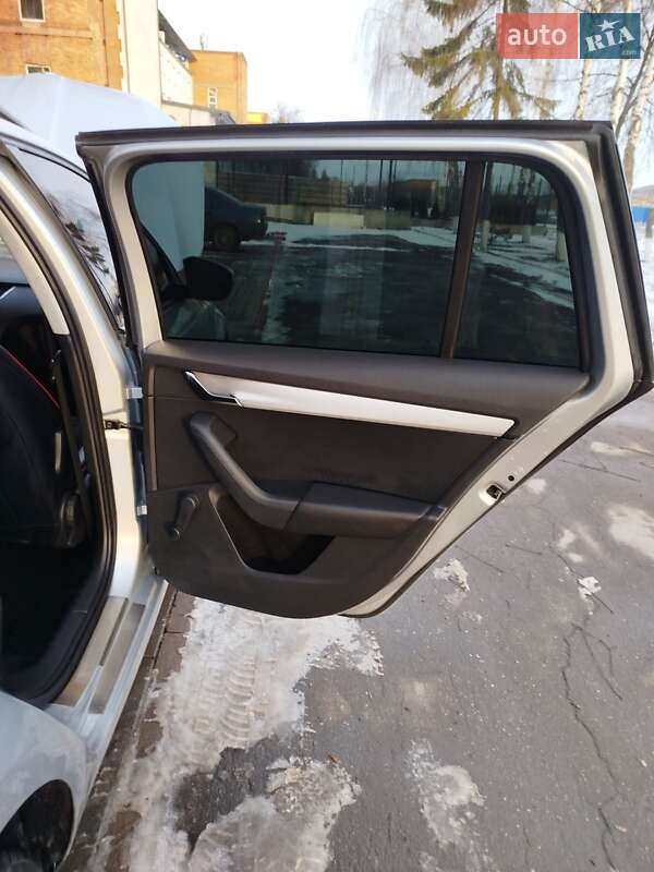 Универсал Skoda Octavia 2014 в Виннице