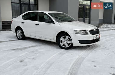 Лифтбек Skoda Octavia 2016 в Иршаве