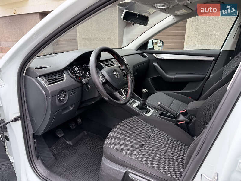 Універсал Skoda Octavia 2015 в Івано-Франківську фото 9 Універсал Skoda Octavia 2015 в Івано-Франківську