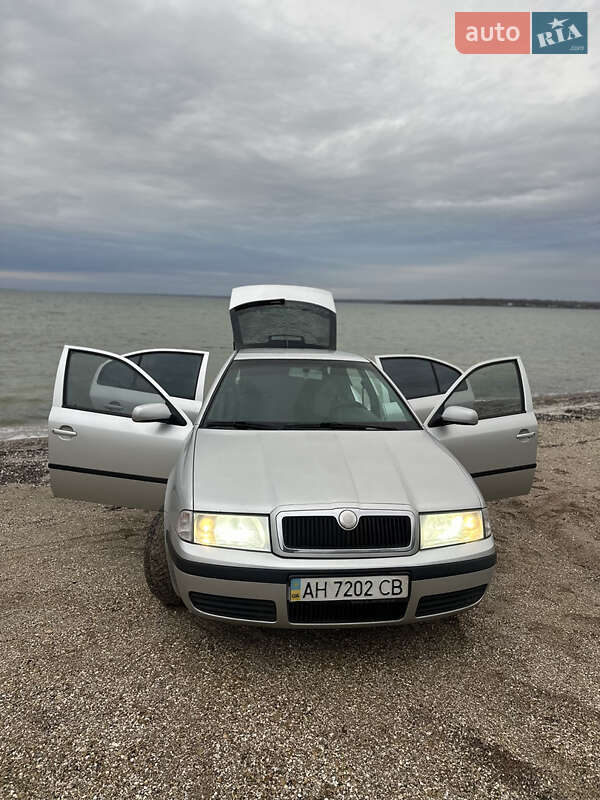 Лифтбек Skoda Octavia 2007 в Южном