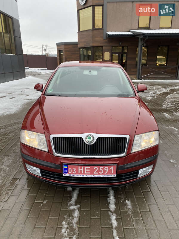Лифтбек Skoda Octavia 2008 в Ровно