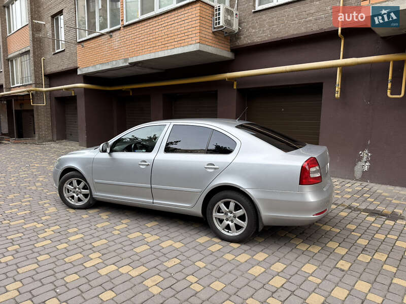 Лифтбек Skoda Octavia 2012 в Виннице