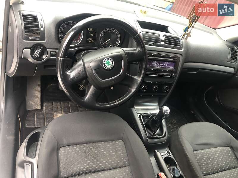 Универсал Skoda Octavia 2010 в Бродах