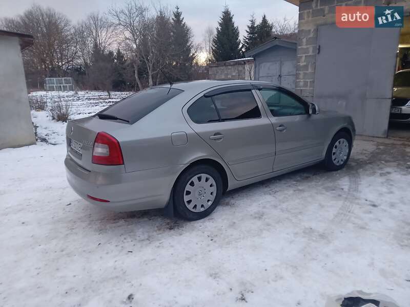 Лифтбек Skoda Octavia 2011 в Богородчанах фото 4 Лифтбек Skoda Octavia 2011 в Богородчанах