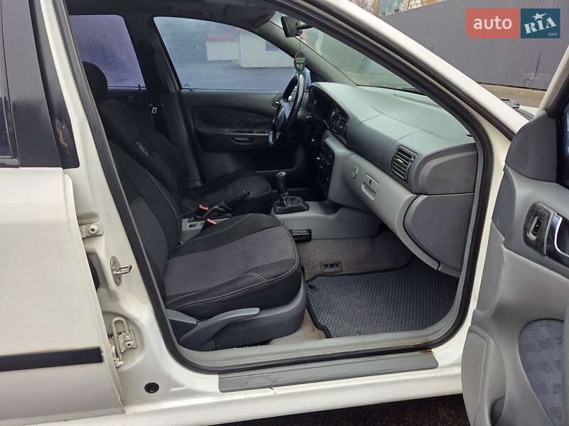 Лифтбек Skoda Octavia 1997 в Днепре фото 10 Лифтбек Skoda Octavia 1997 в Днепре